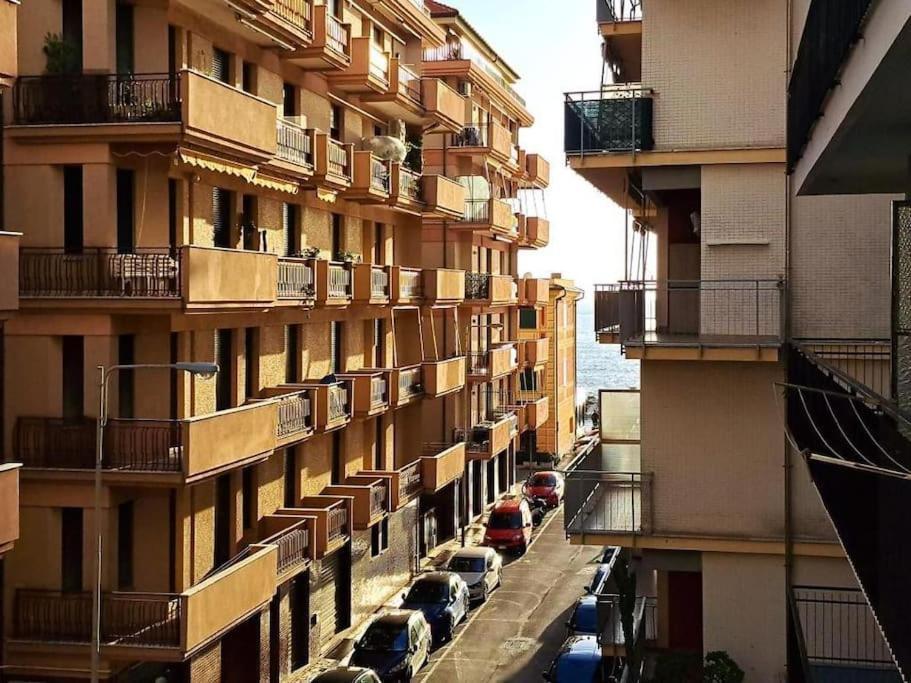 Liguria- Chiavari: A Trenta Passi Dal Mare Exterior photo